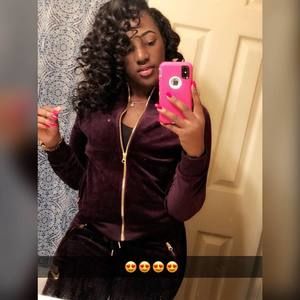 Meet your Posher, Lydasha